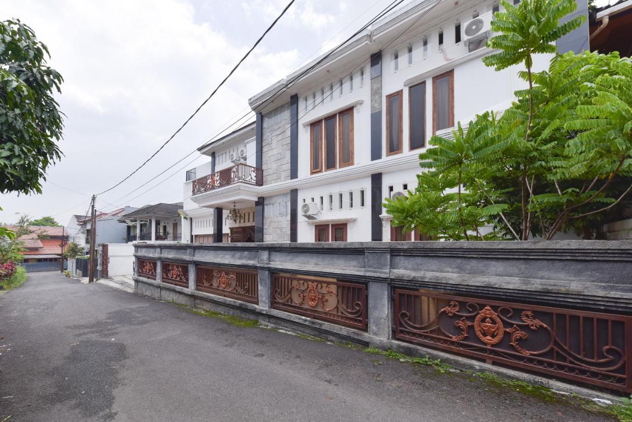 Reddoorz Syariah Near Dago Pakar 2 Hotel Bandung Ngoại thất bức ảnh